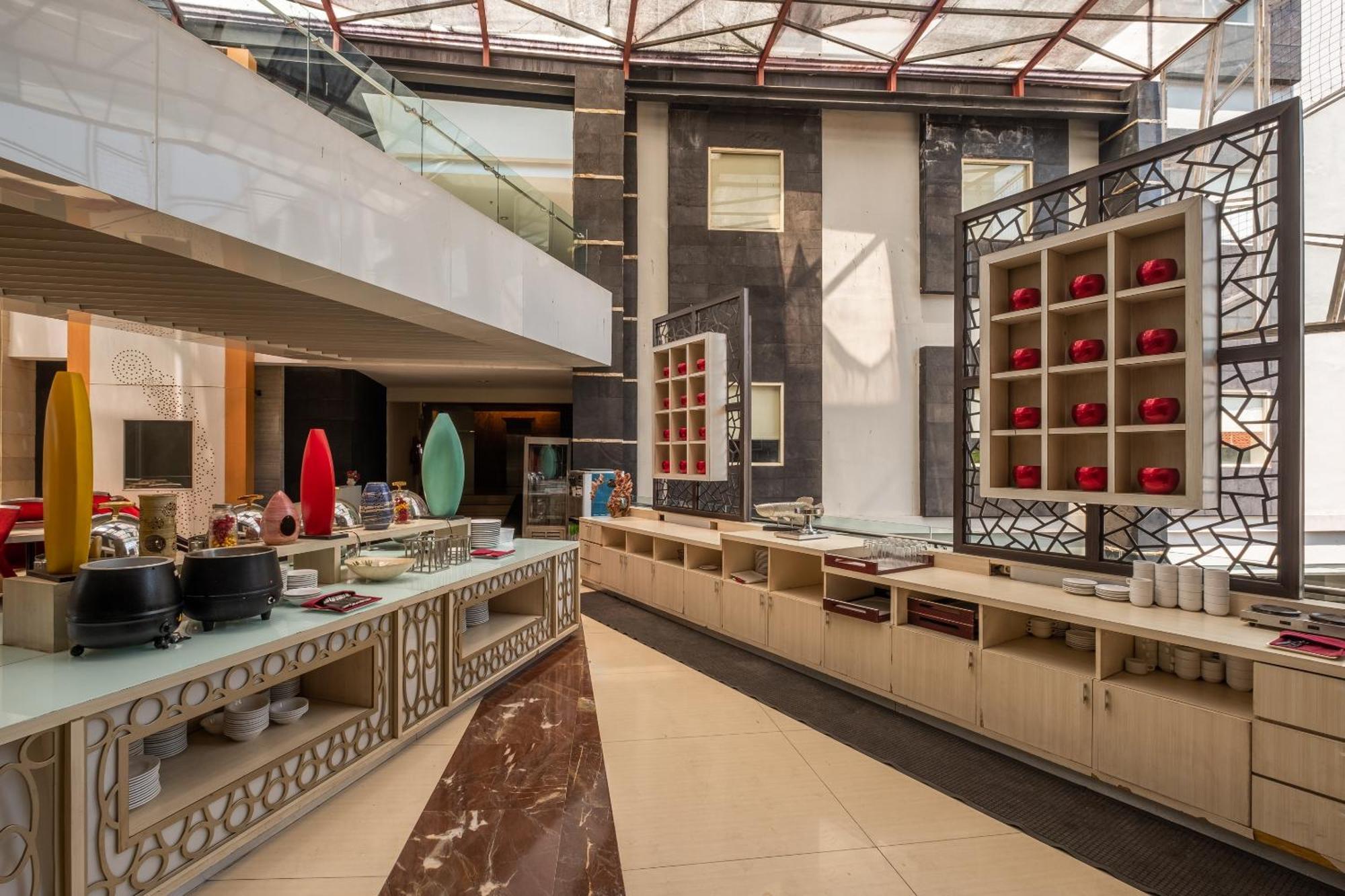Promenade Cihampelas 3*