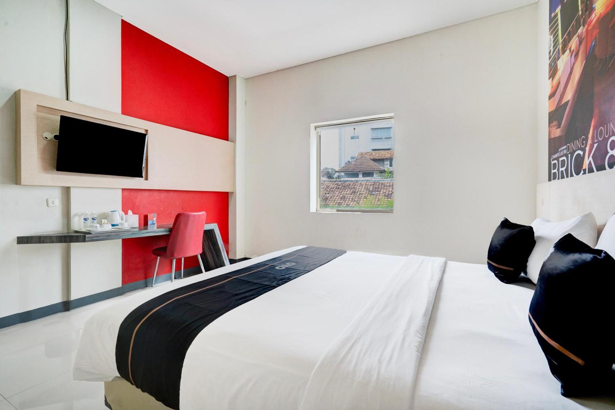 Promenade Cihampelas 3* Bandung